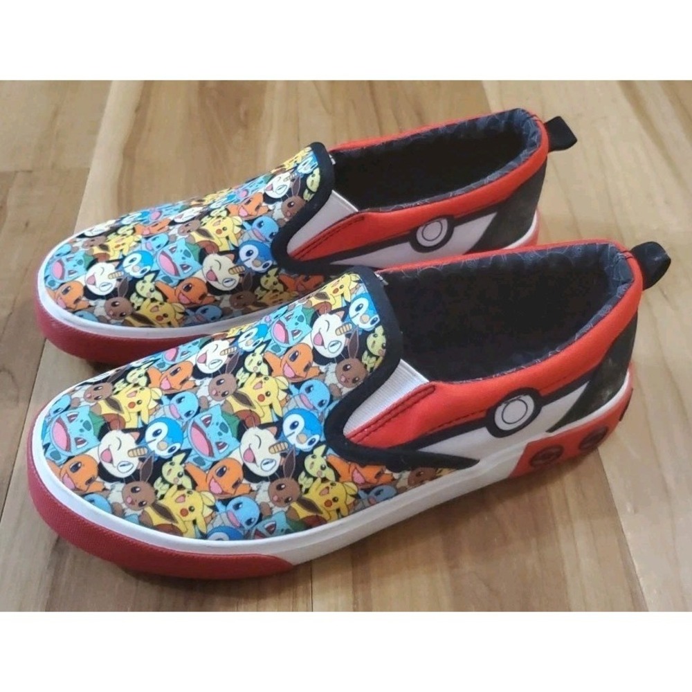 Ground UP Pokemon Slip-On Canvas Sneaker Shoes Size 6 / 38.5p